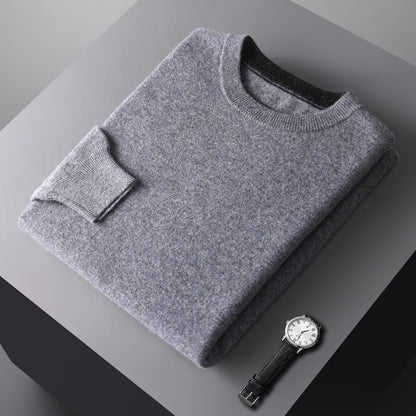 Strickverdickter Pullover mit Rundhalsausschnitt