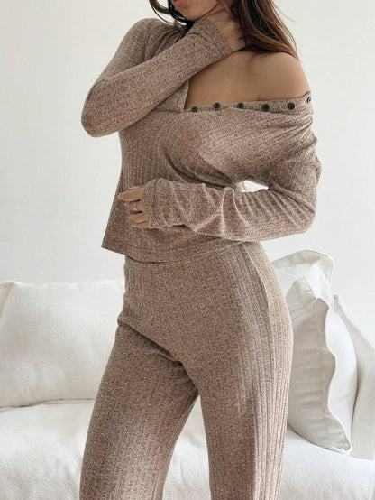 Knitted Ribbed T-shirt And Pants For Women