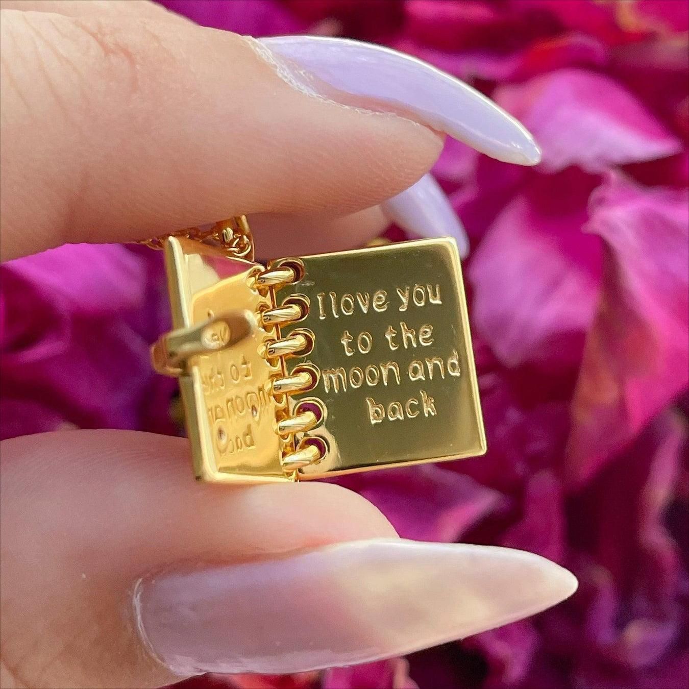 Offene Liebe Buchförmige Halskette Mit Sternen Mond Und Buchstaben Graviert