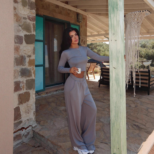 Women's Solid-color Casual Crew-neck Button-up Long-sleeve Top And Trousers