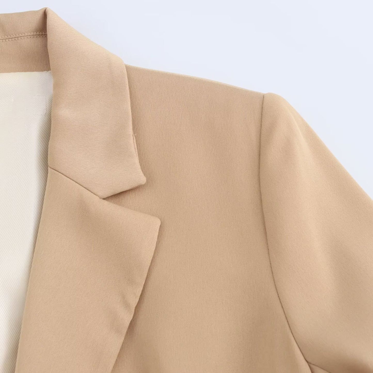 Damen Satin-Blazer in Seiden-Optik – Eleganter Loose-Fit Long-Sleeve Blazer für Business & Freizeit – Beige