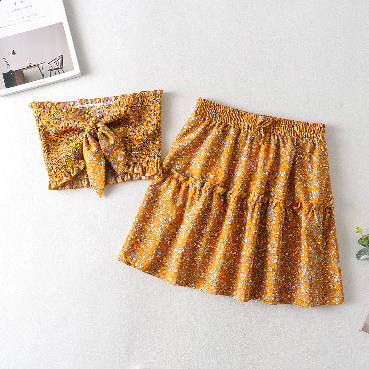 Women's New Patchwork Skirt With Wave Edge And Small Floral Pattern