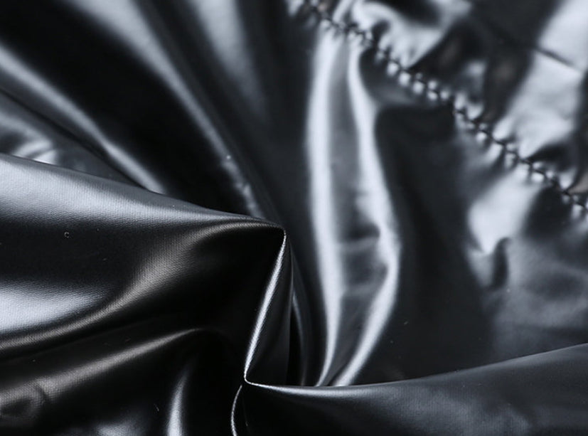 Verdickte Daunenjacke mit Kapuze