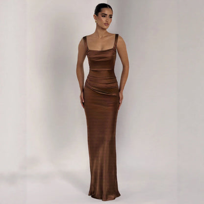 Elegantes Bodenlanges Abendkleid – Figurbetonter Bodycon-Schnitt – Exklusives Satin-Finish in Coffee Brown