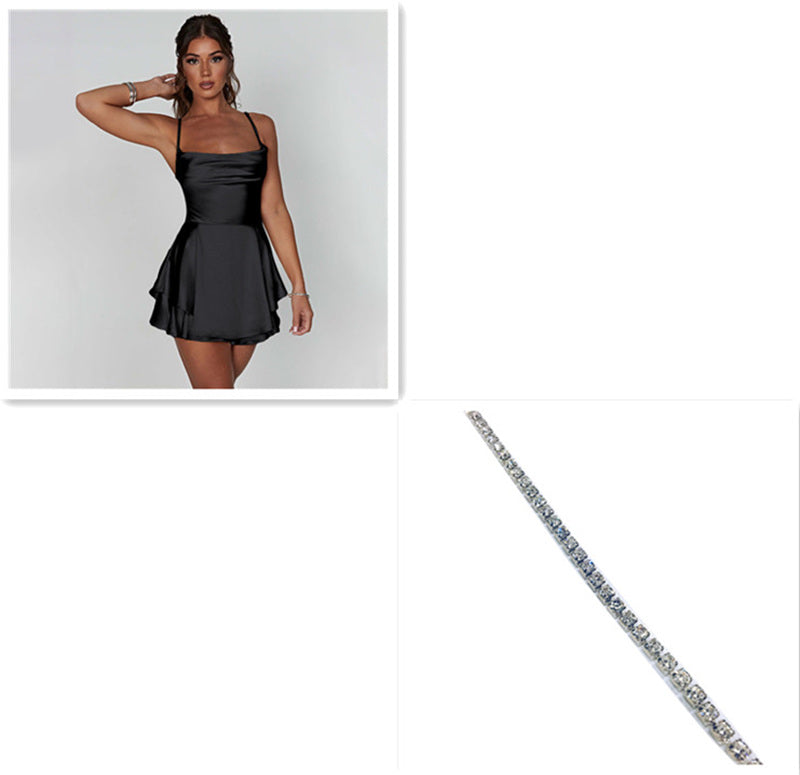 Rückenfreies Satin - Kleid