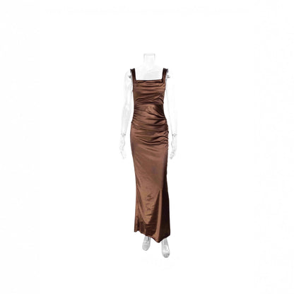 Elegantes Bodenlanges Abendkleid – Figurbetonter Bodycon-Schnitt – Exklusives Satin-Finish in Coffee Brown