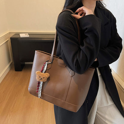 Niche Fashion Retro Shoulder Tote For Commuting
