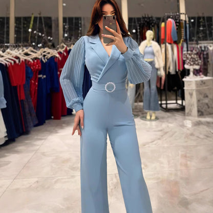 Eleganter Damen Jumpsuit mit Blazer-Kragen – Plissierte Langarm-Details – Figurbetonter Einteiler für Business & Event