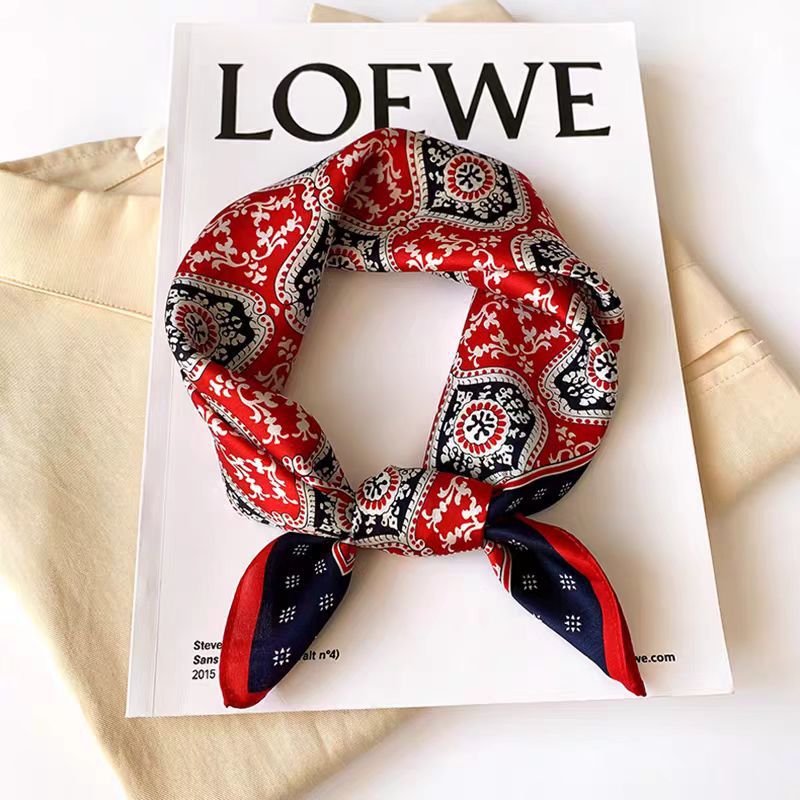 High-end Ladies' Small Square Handkerchief